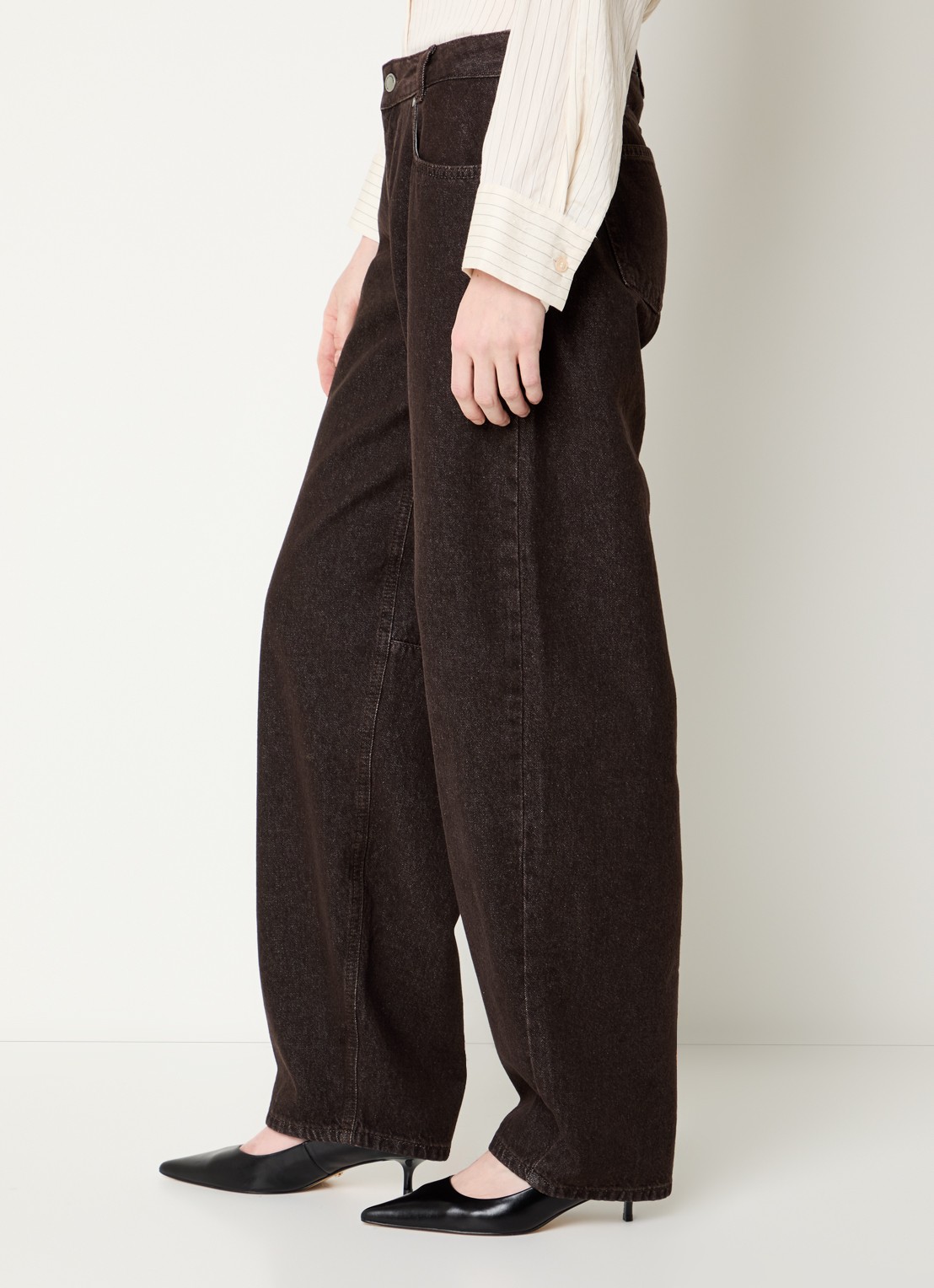 My Essential Wardrobe Lance low waist loose fit jeans met gekleurde wassing - detail 2 donkerbruin