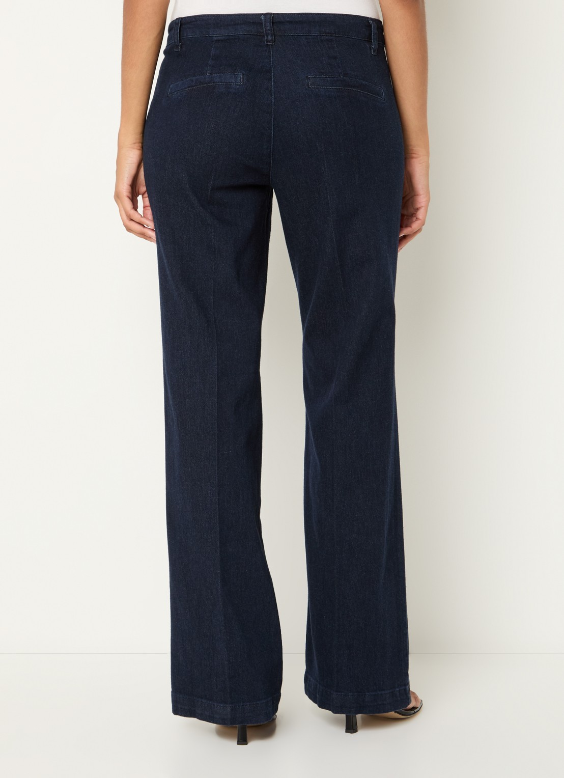 My Essential Wardrobe Lara high waist loose fit jeans met donkere wassing - achterkant 2 indigo