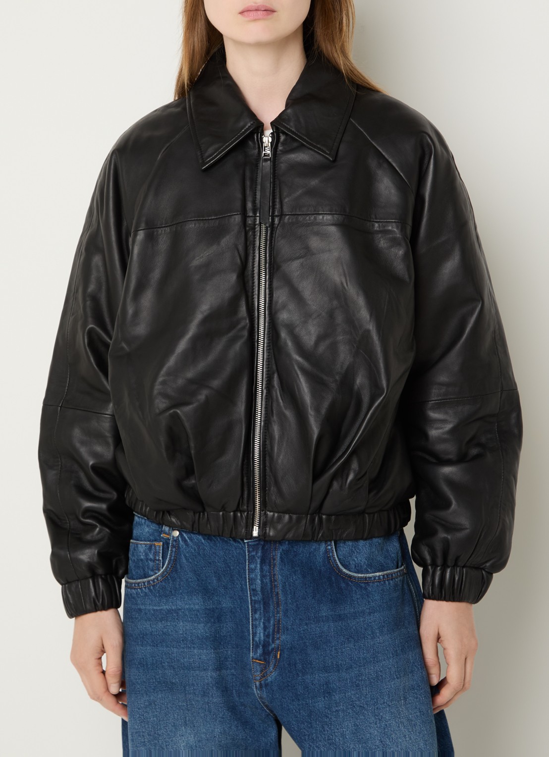My Essential Wardrobe Luba jack van lamsleer - detail zwart
