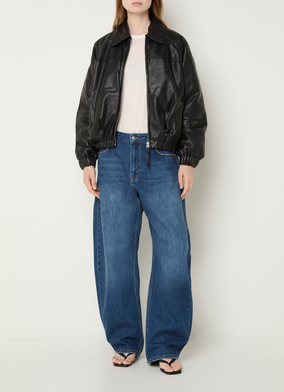 My Essential Wardrobe Luba jack van lamsleer - voorkant 3 zwart