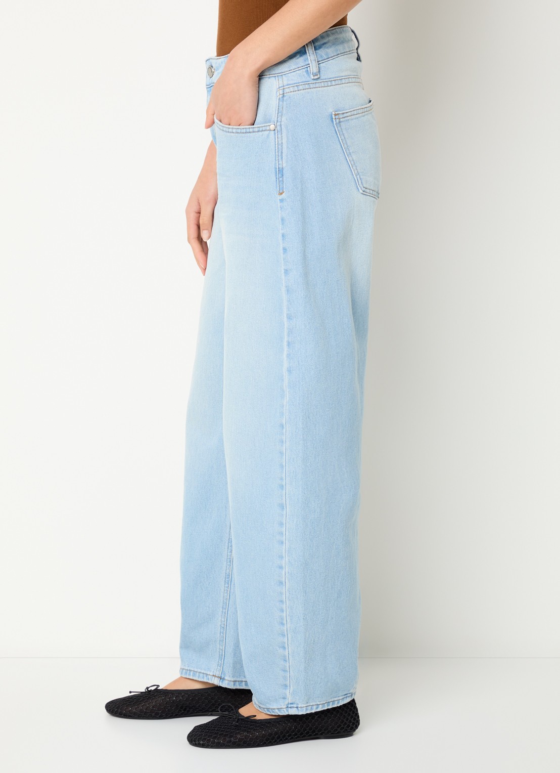 My Essential Wardrobe Lucy high waist balloon fit jeans met lichte wassing en steekzakken  - detail 2 indigo