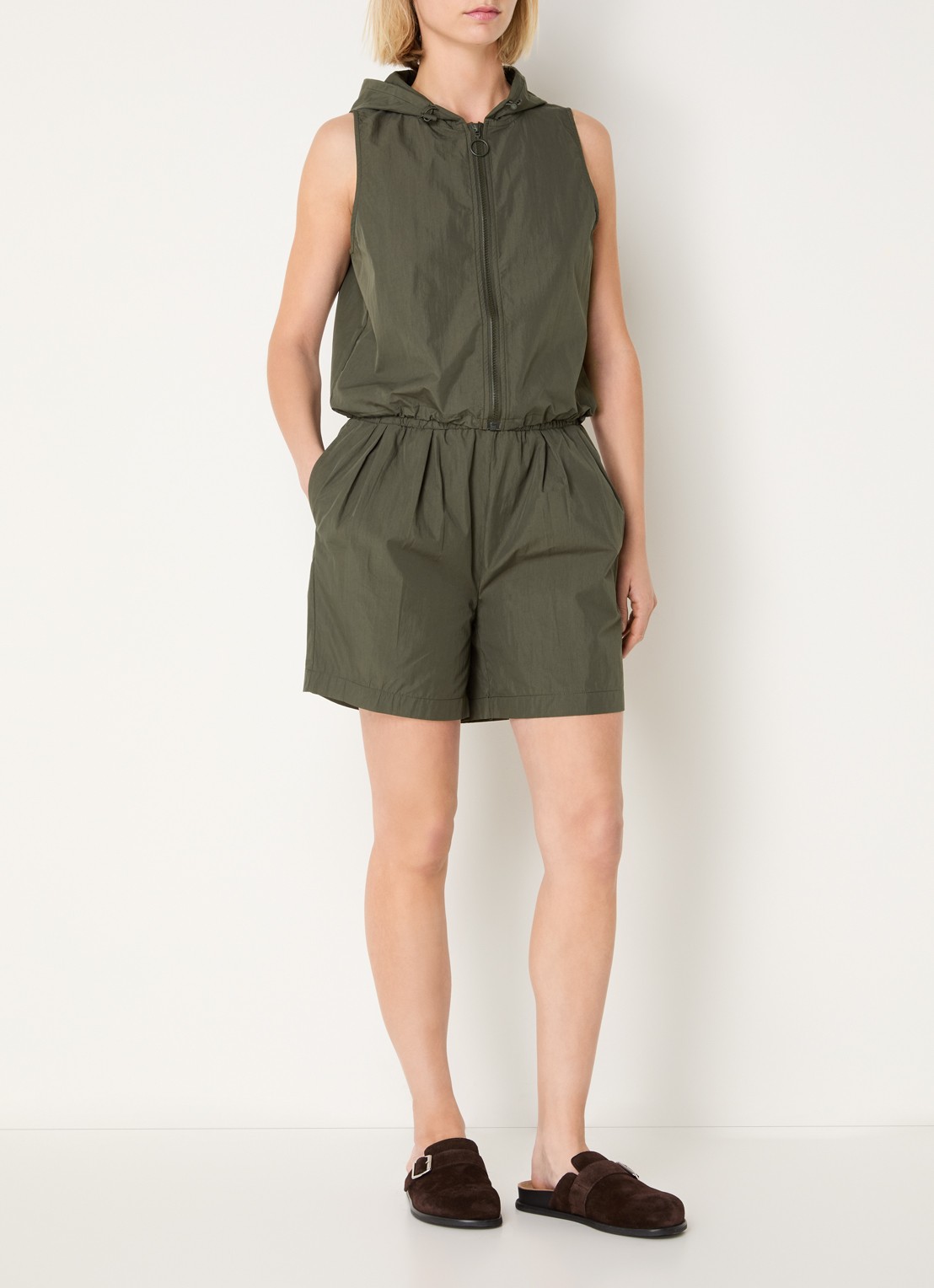 My Essential Wardrobe Mulla gilet met capuchon  - voorkant 3 donkergroen