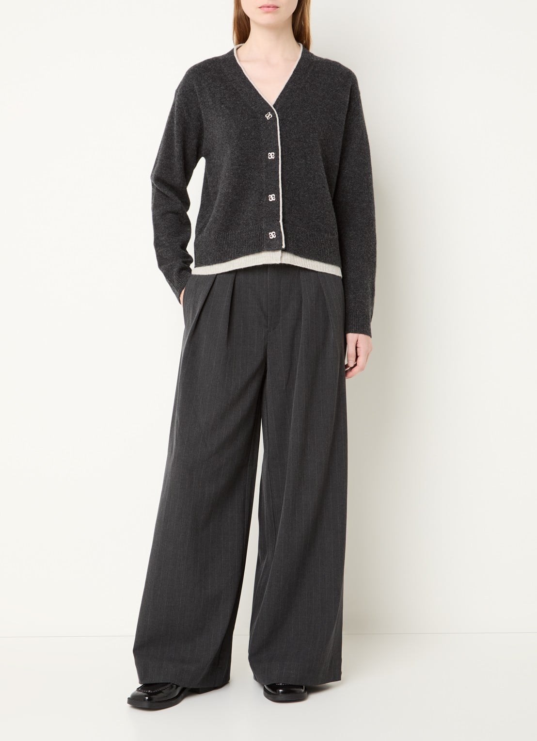 My Essential Wardrobe Tracy fijngebreid vest in wolblend - voorkant 2 antraciet
