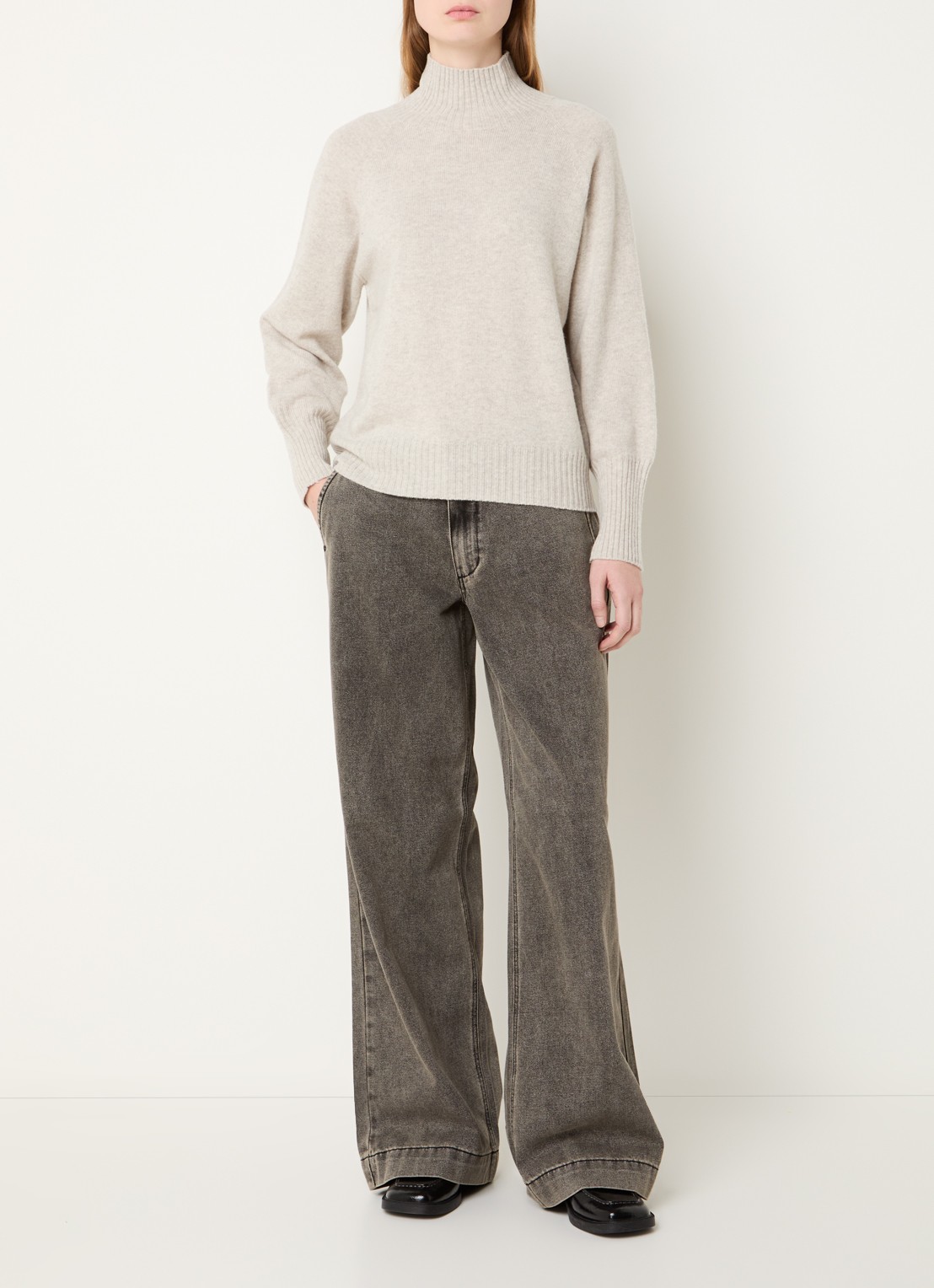 My Essential Wardrobe Tracy fijngebreide trui van wol met col - voorkant 4 grijsmele