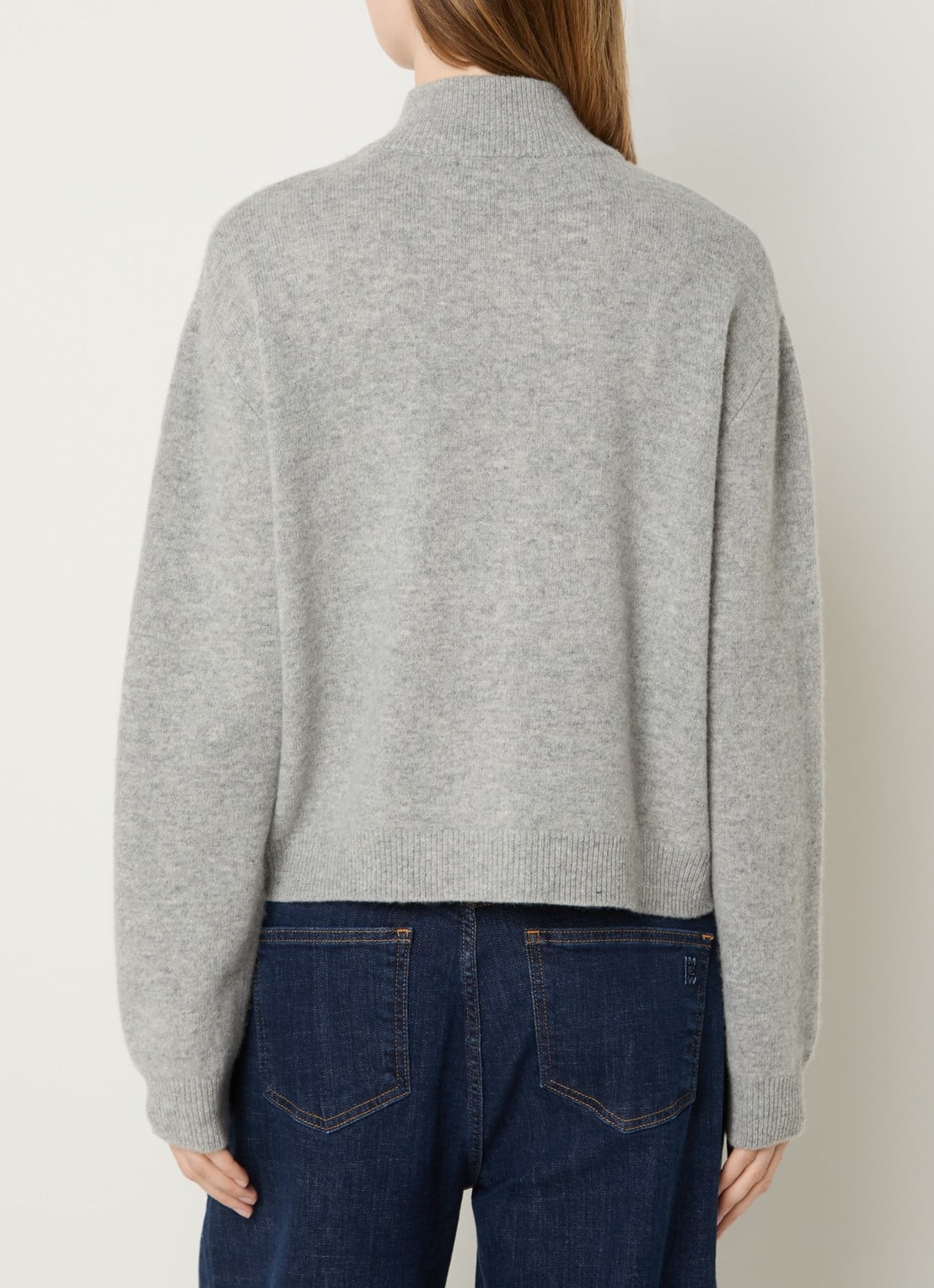 My Essential Wardrobe Tracy grofgebreide vest met opstaande kraag - achterkant lichtgrijs