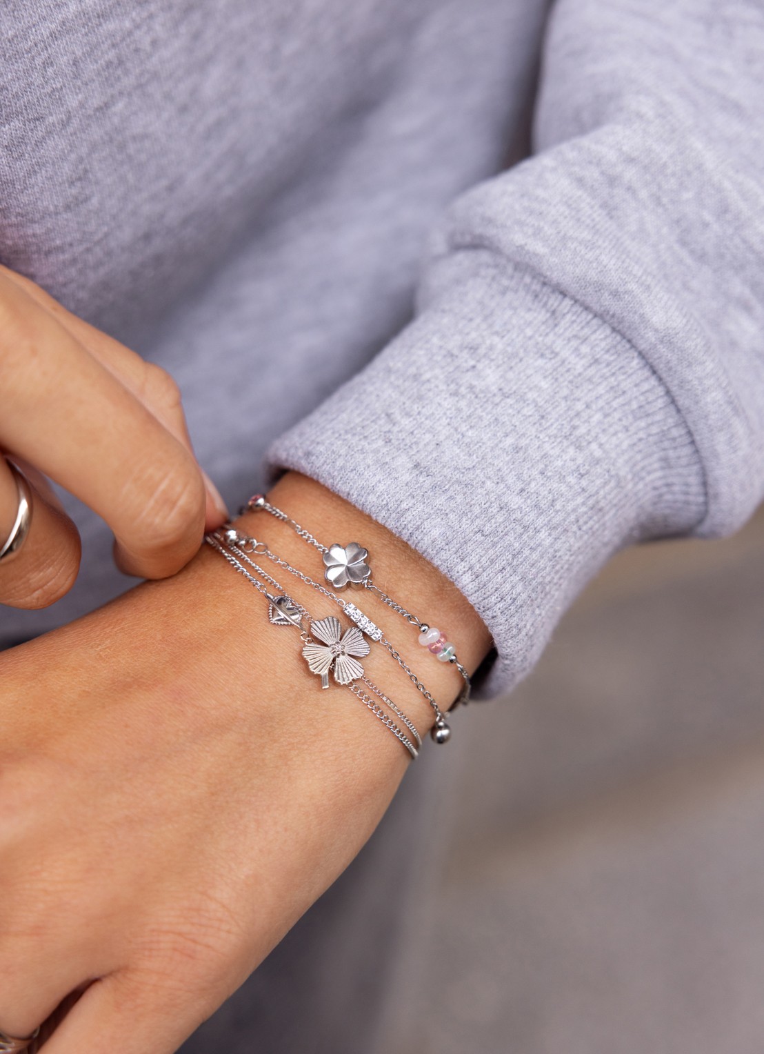 My Jewellery Dream Chaser armband met hangers - voorkant 4 zilver