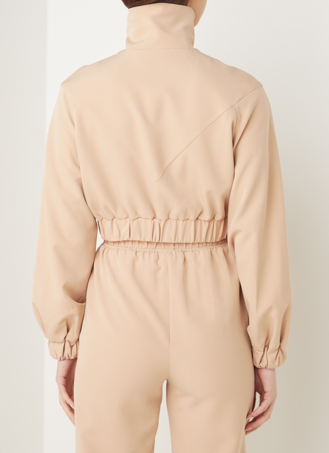 NA-KD Cropped jacket met opstaande kraag en rits - achterkant 4 beige