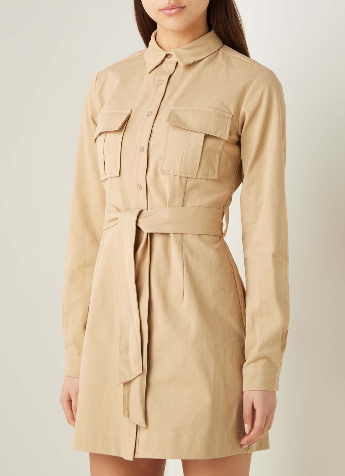 NA-KD Mini blousejurk met strikceintuur - detail beige