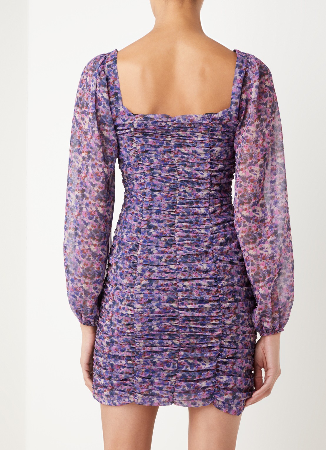 NA-KD Mini jurk met smockwerk en bloemenprint - achterkant 2 paars