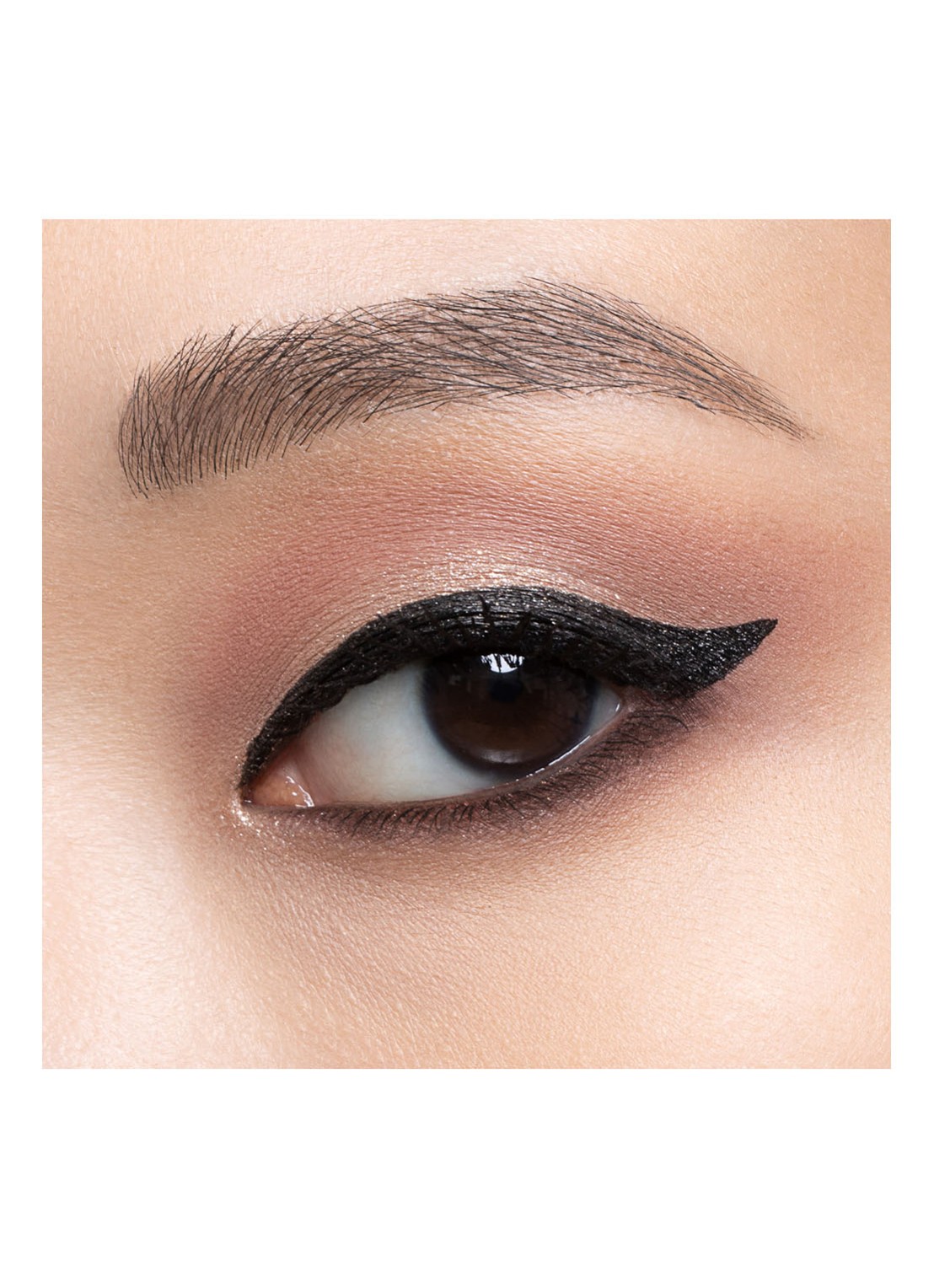 NARS Climax Innovation Liquid Eyeliner - detail 3 explicit black