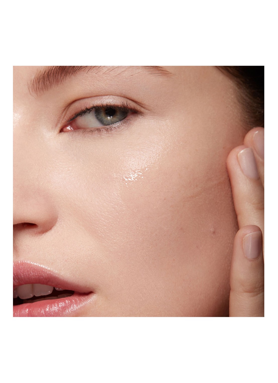 NARS Light Reflecting Firming Serum - detail undefined