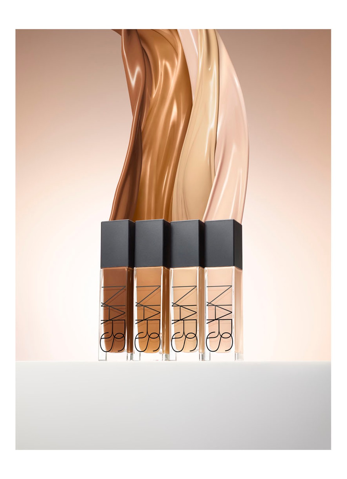 NARS Natural Radiant Longwear Foundation - detail 3 fiji