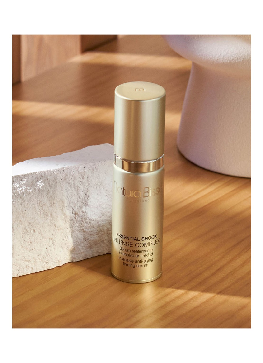 Natura Bissé Essential Shock Intense Complex - serum - detail 2 beige