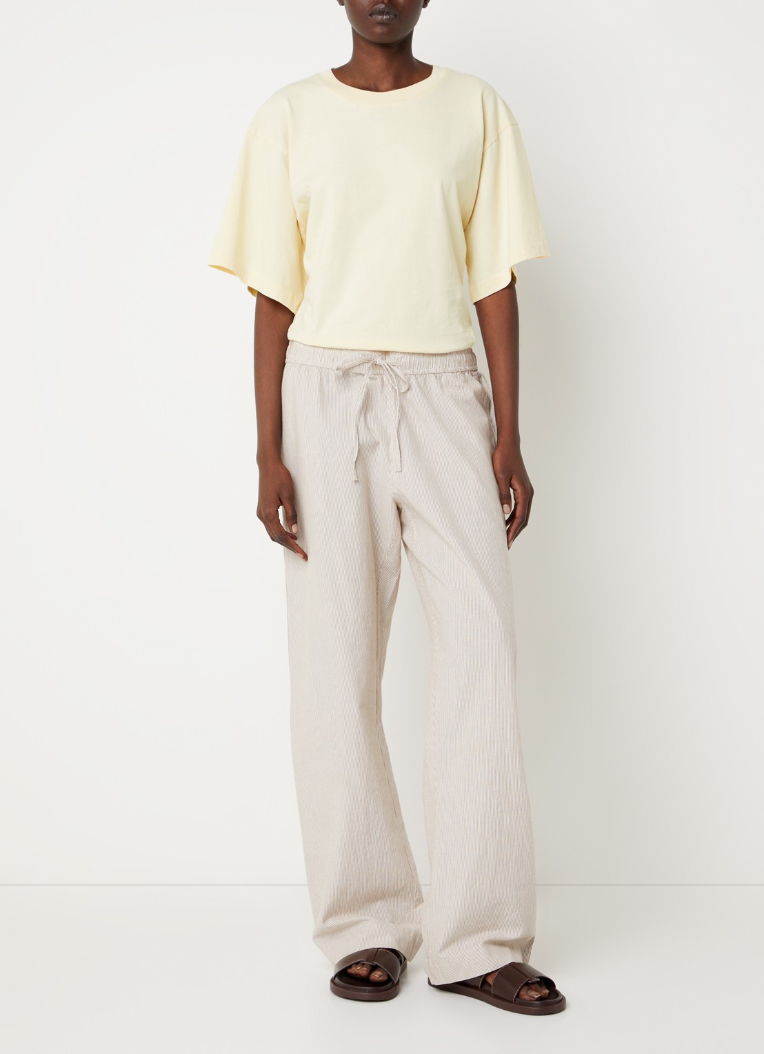 Neo Noir Asha T-shirt met ronde hals - voorkant 4 geel
