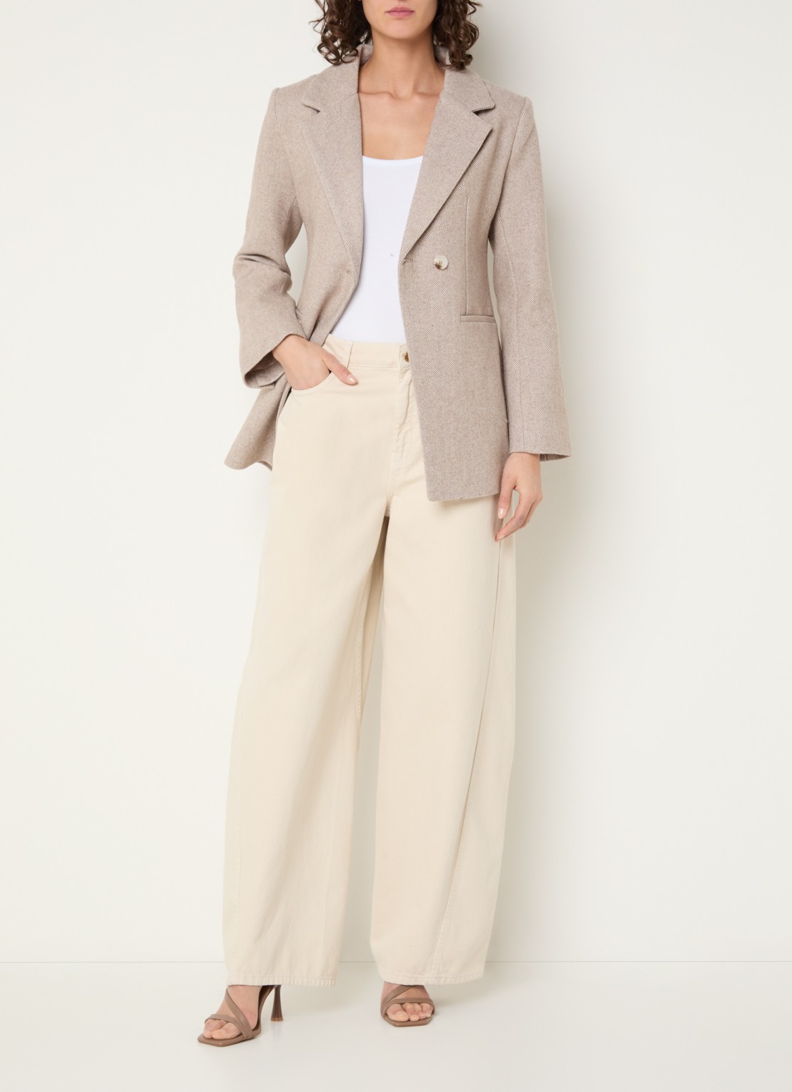 Neo Noir Bowie blazer in wolblend met visgraatdessin en paspelzakken - voorkant 4 creme