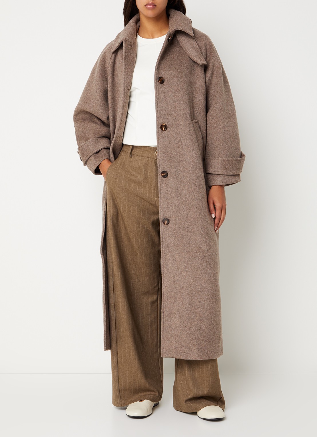 Neo Noir Essial high waist wide fit broek met streepprint - voorkant 3 lichtbruin