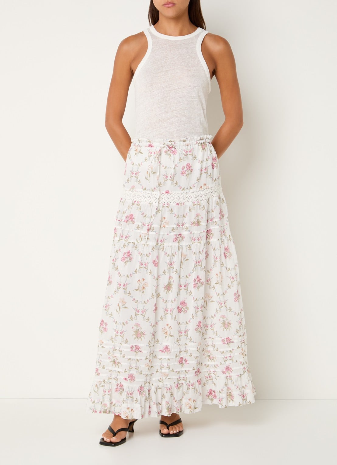 Neo Noir Fippo maxi rok met bloemenprint en details van kant - voorkant 4 wit