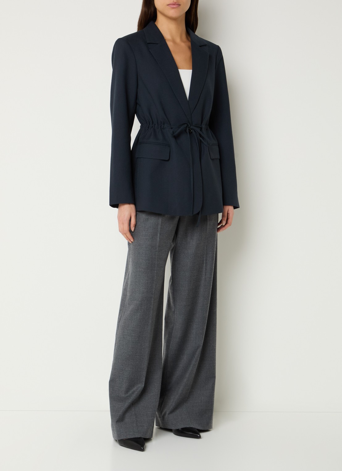 Neo Noir Jemmie blazer met schoudervulling en ceintuur - voorkant 3 donkerblauw