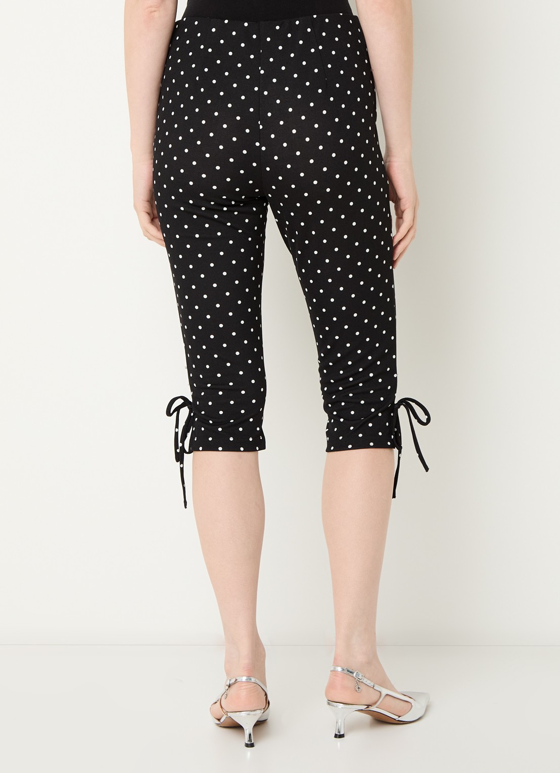 Neo Noir Juan high waist skinny fit korte legging met stippenprint - achterkant 3 zwart