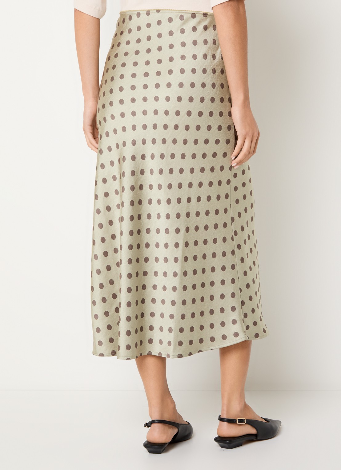 Neo Noir Lola midi rok van satijn met stippenprint - achterkant olijfgroen