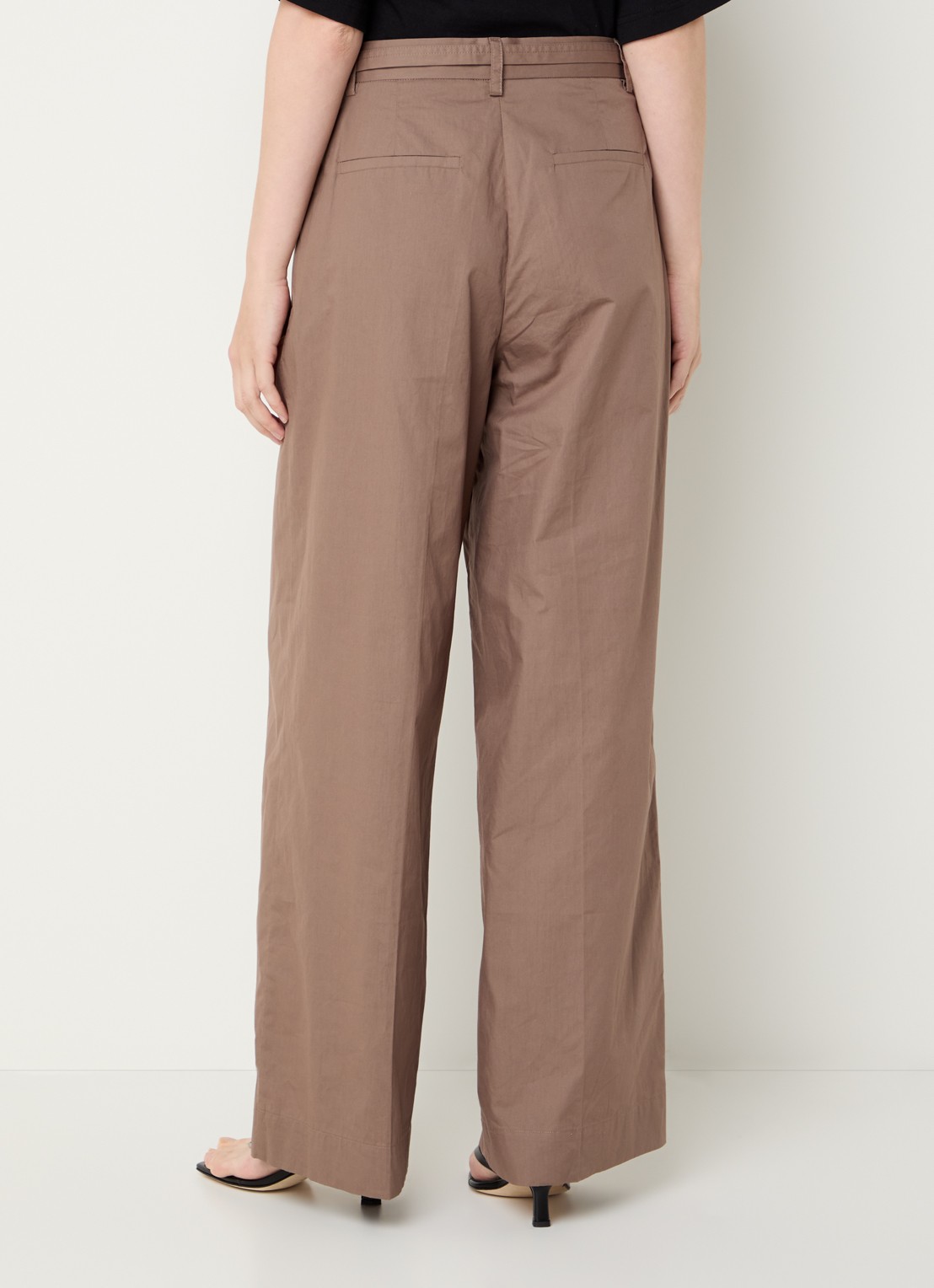 Neo Noir Malba high waist wide fit pantalon met steekzakken - achterkant 4 bruin
