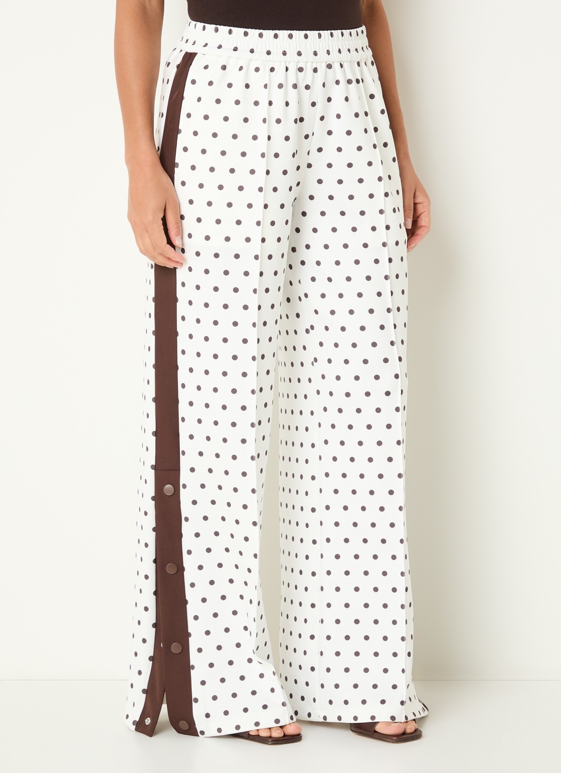 Neo Noir Meggie high waist straight fit trackpants met stippenprint - detail gebroken wit