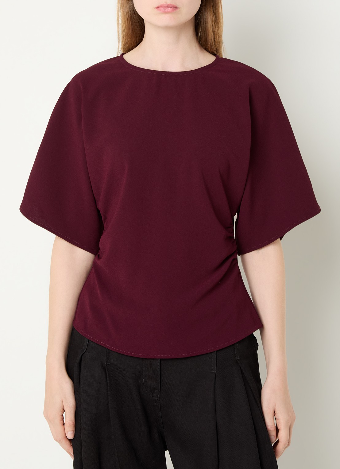 Neo Noir Miriel tuniek met ruches - detail aubergine