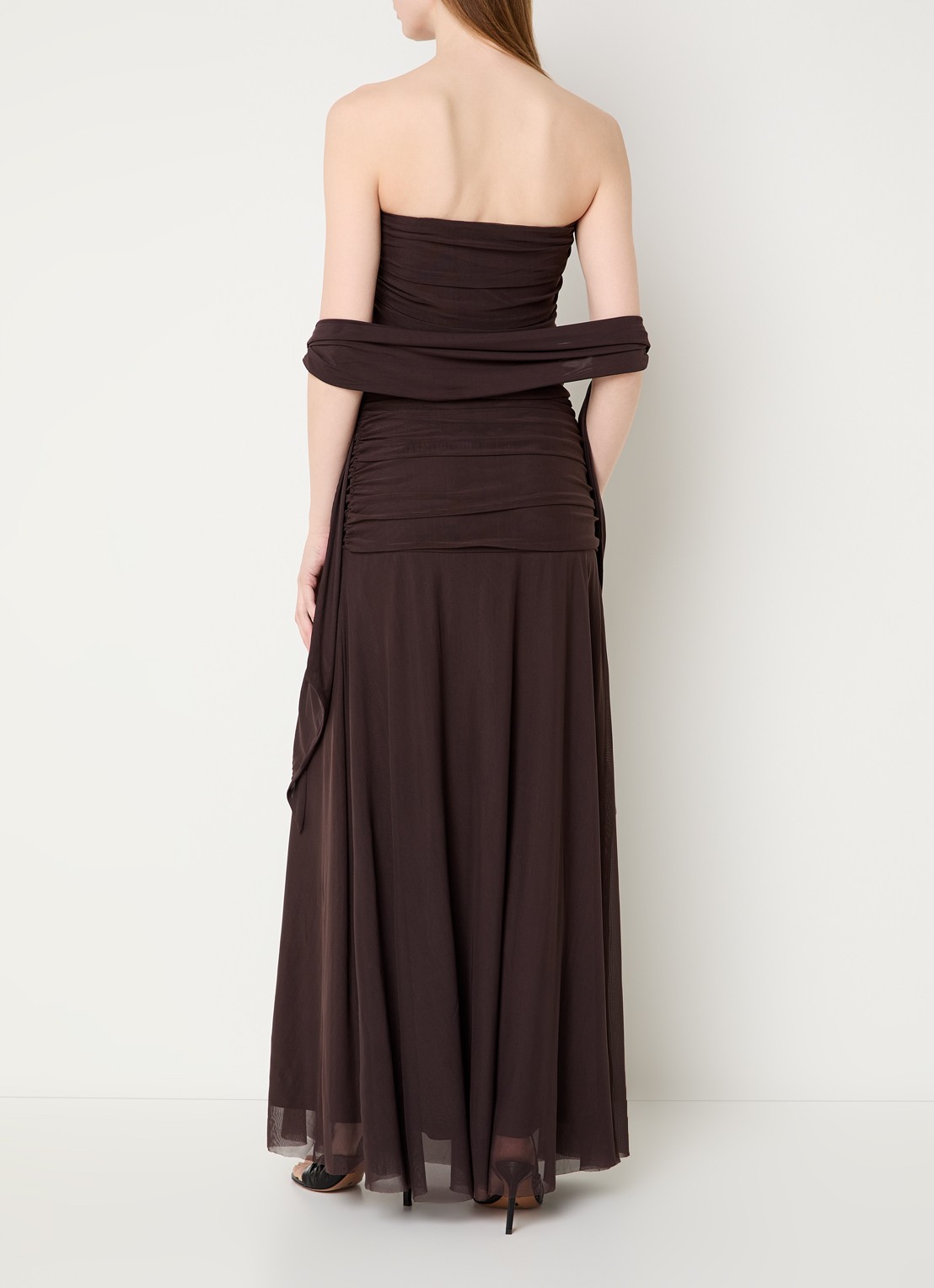Neo Noir Misi maxi jurk van mesh met sjaalkraag - achterkant 4 donkerbruin