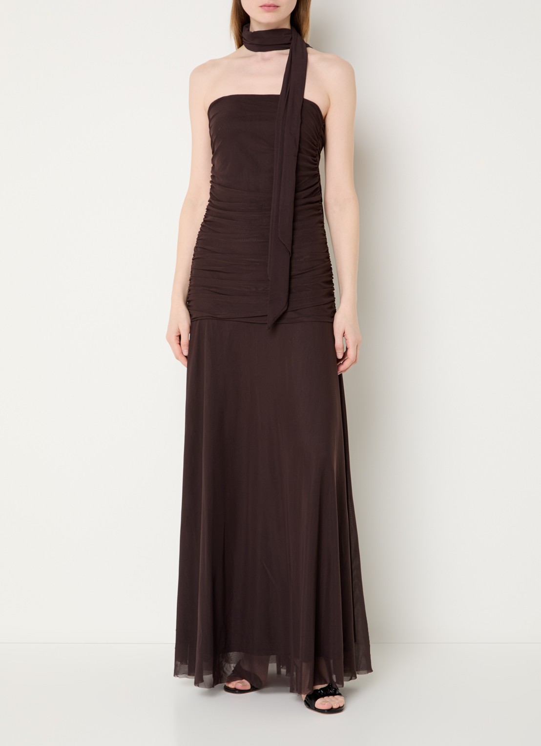 Neo Noir Misi maxi jurk van mesh met sjaalkraag - detail donkerbruin
