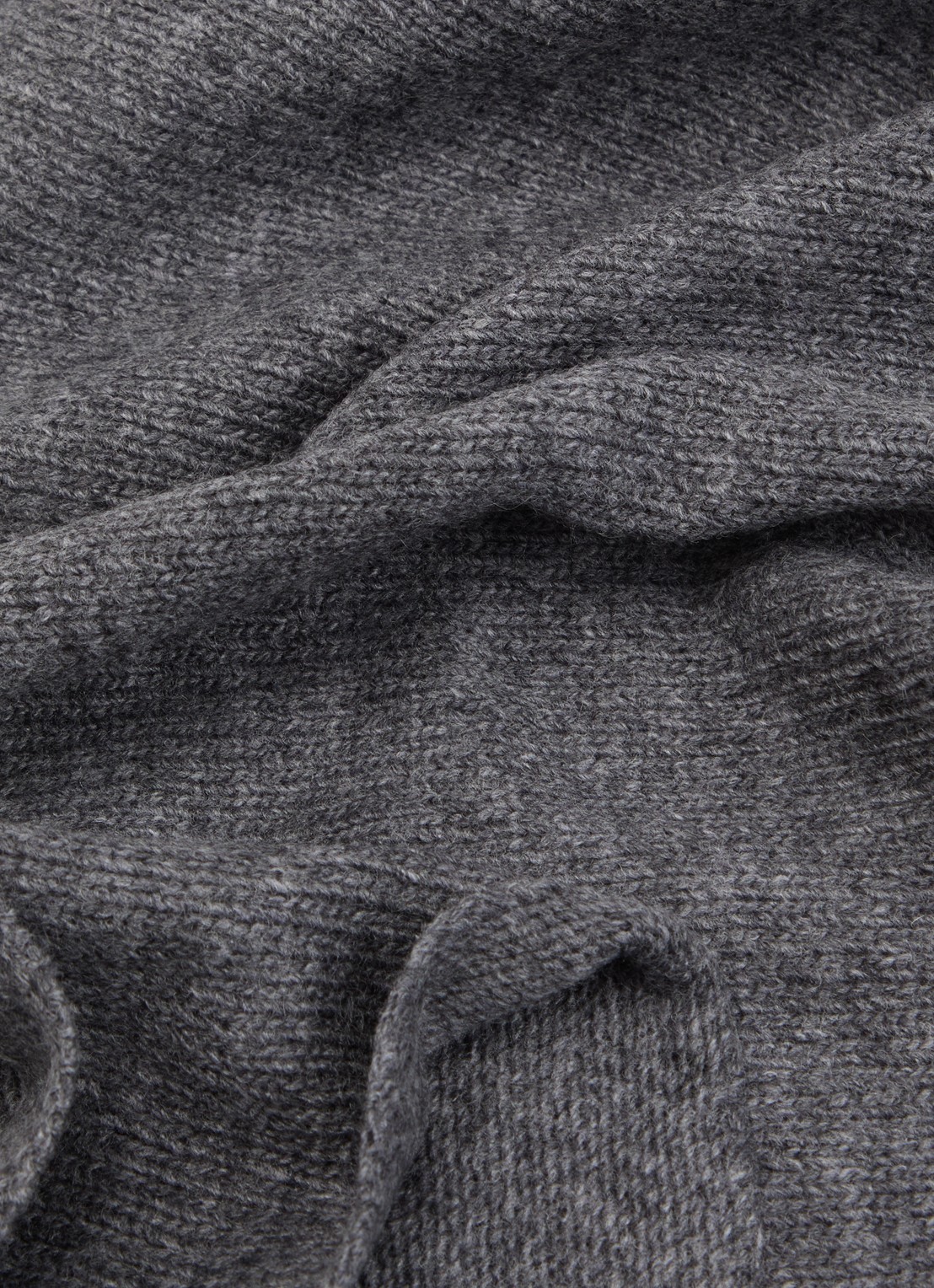Neo Noir Misty sjaal in kasjmierblend 135 x 25 cm - detail 2 antraciet