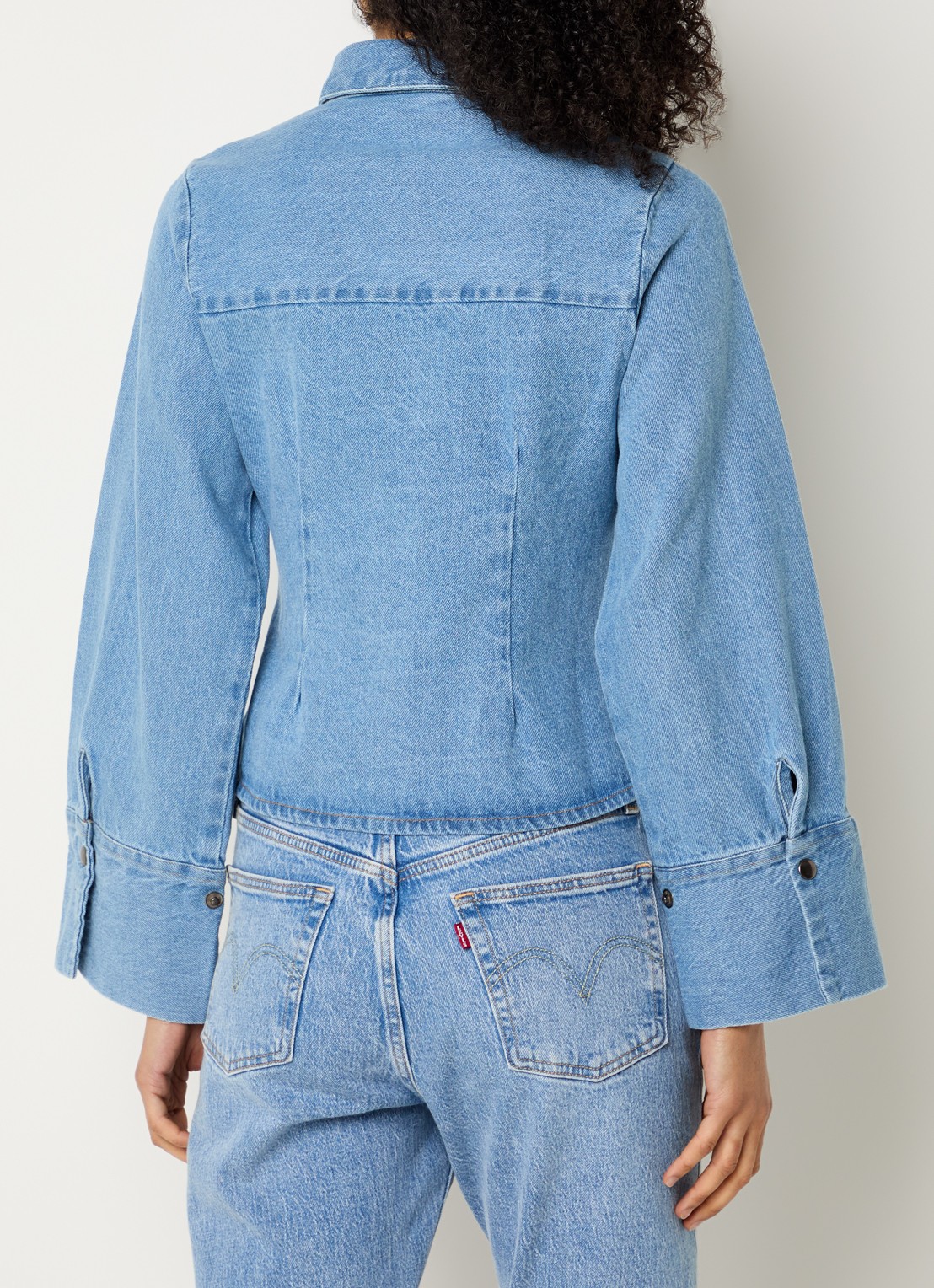 Neo Noir Rosa blouse van denim - achterkant blauw