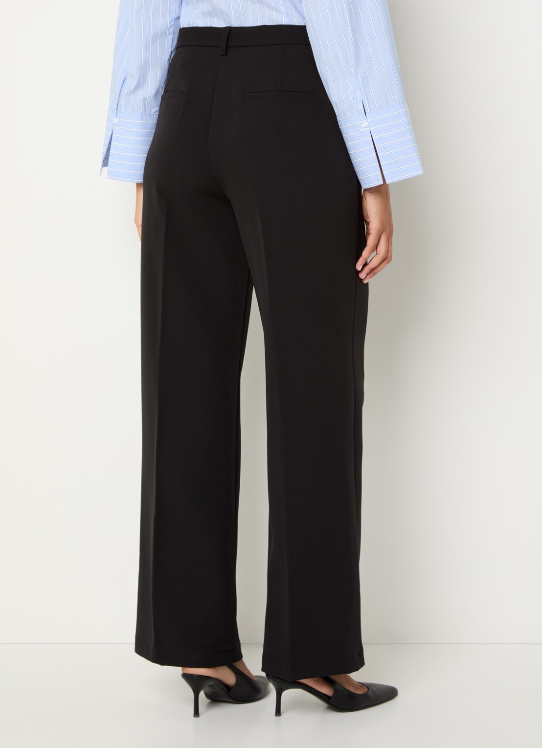 Neo Noir Sury high waist loose fit pantalon met steekzakken - achterkant zwart