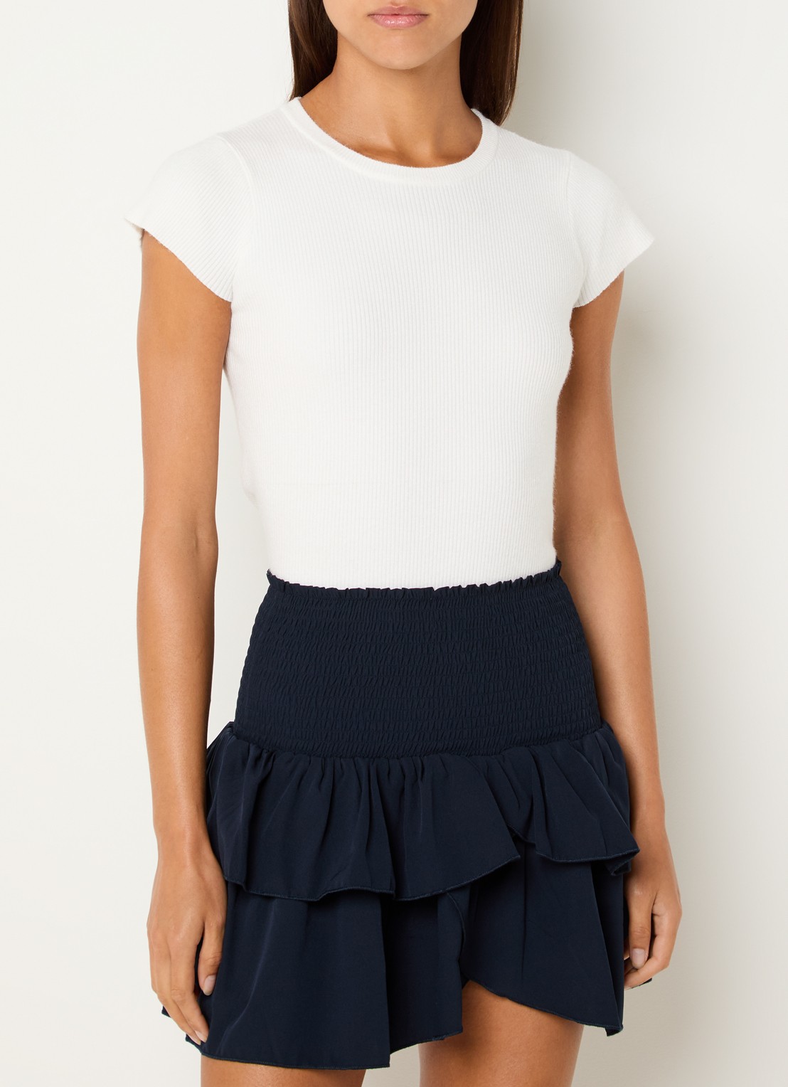 Neo Noir Tirra top met ribstructuur - detail gebroken wit