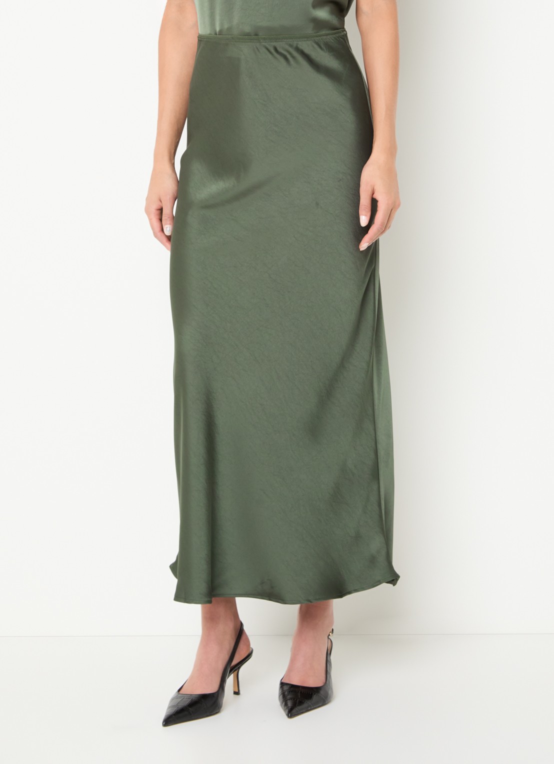 Neo Noir Vicky maxi rok van satijn - detail donkergroen