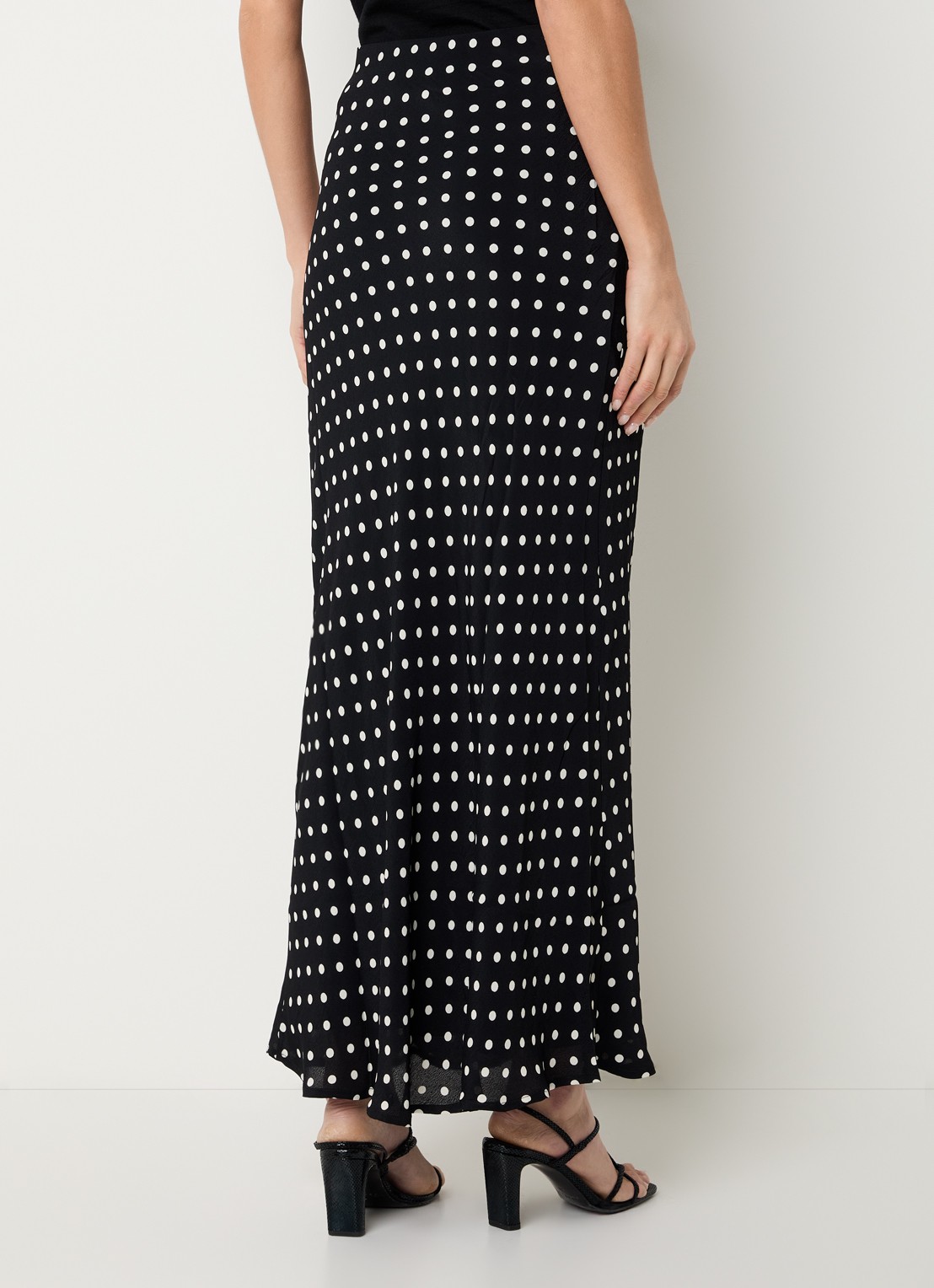 Neo Noir Viso maxi rok met stippenprint - achterkant zwart