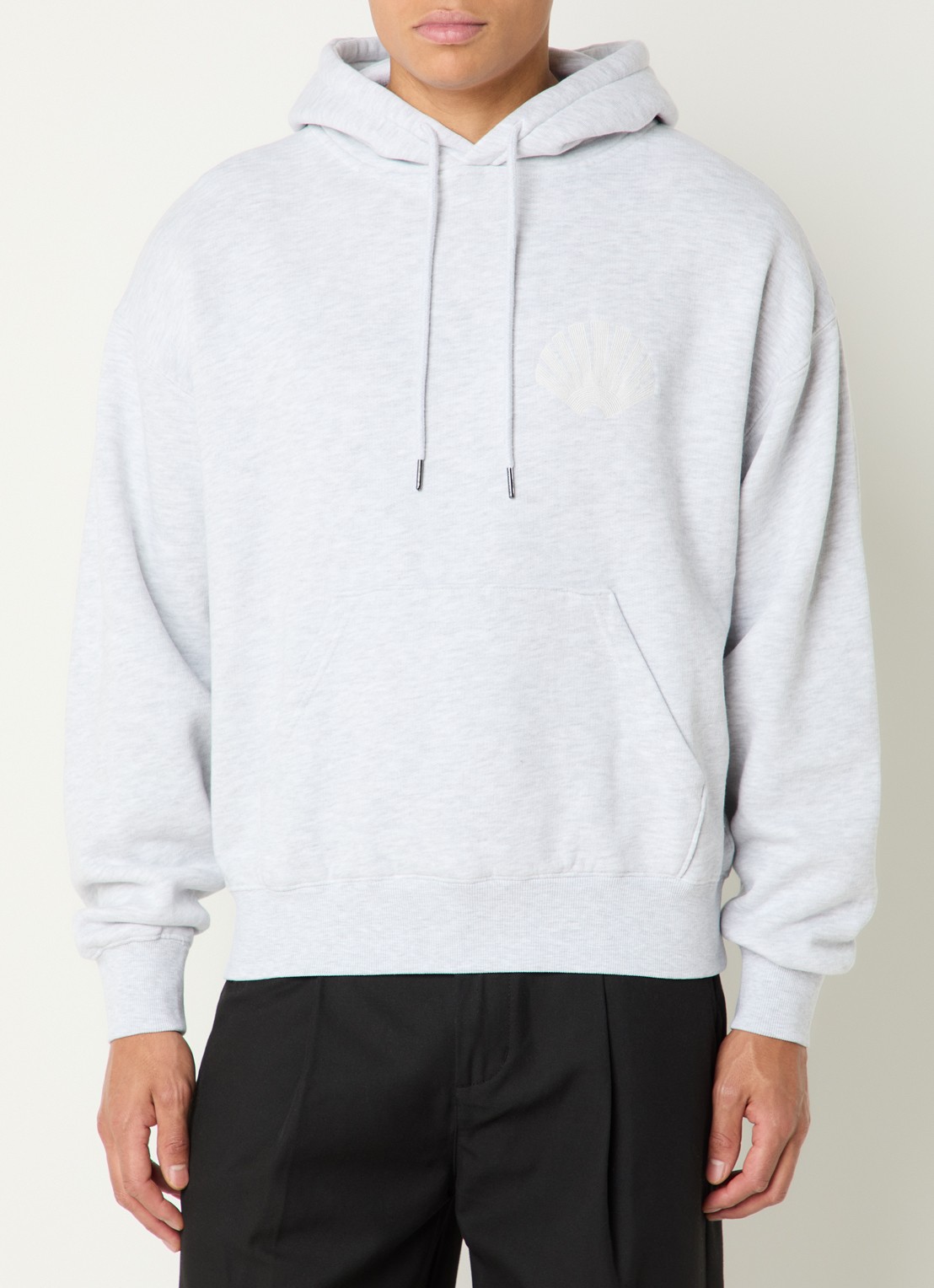New Amsterdam Surf Association Chop hoodie met logoborduring - detail 4 grijsmele