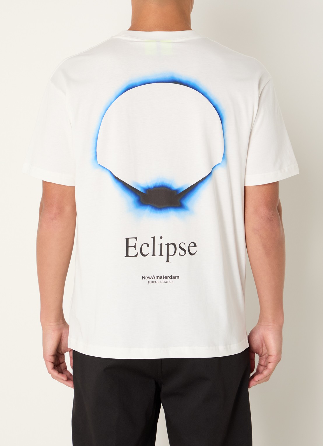New Amsterdam Surf Association Eclipse T-shirt met logo- en backprint - detail gebroken wit