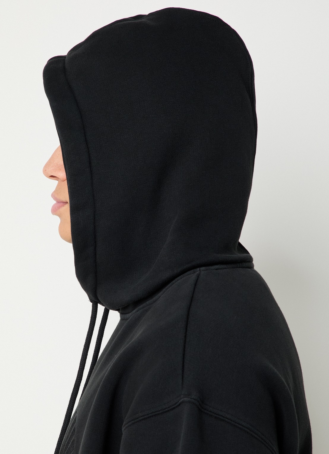 New Amsterdam Surf Association Hoodie met logoborduring en kangoeroezak - detail 4 zwart