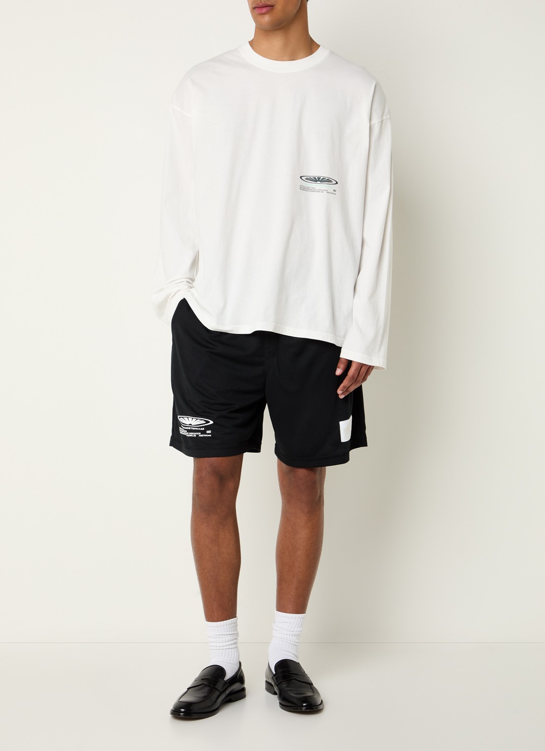 New Amsterdam Surf Association Longsleeve met logo- en backprint - voorkant 4 gebroken wit