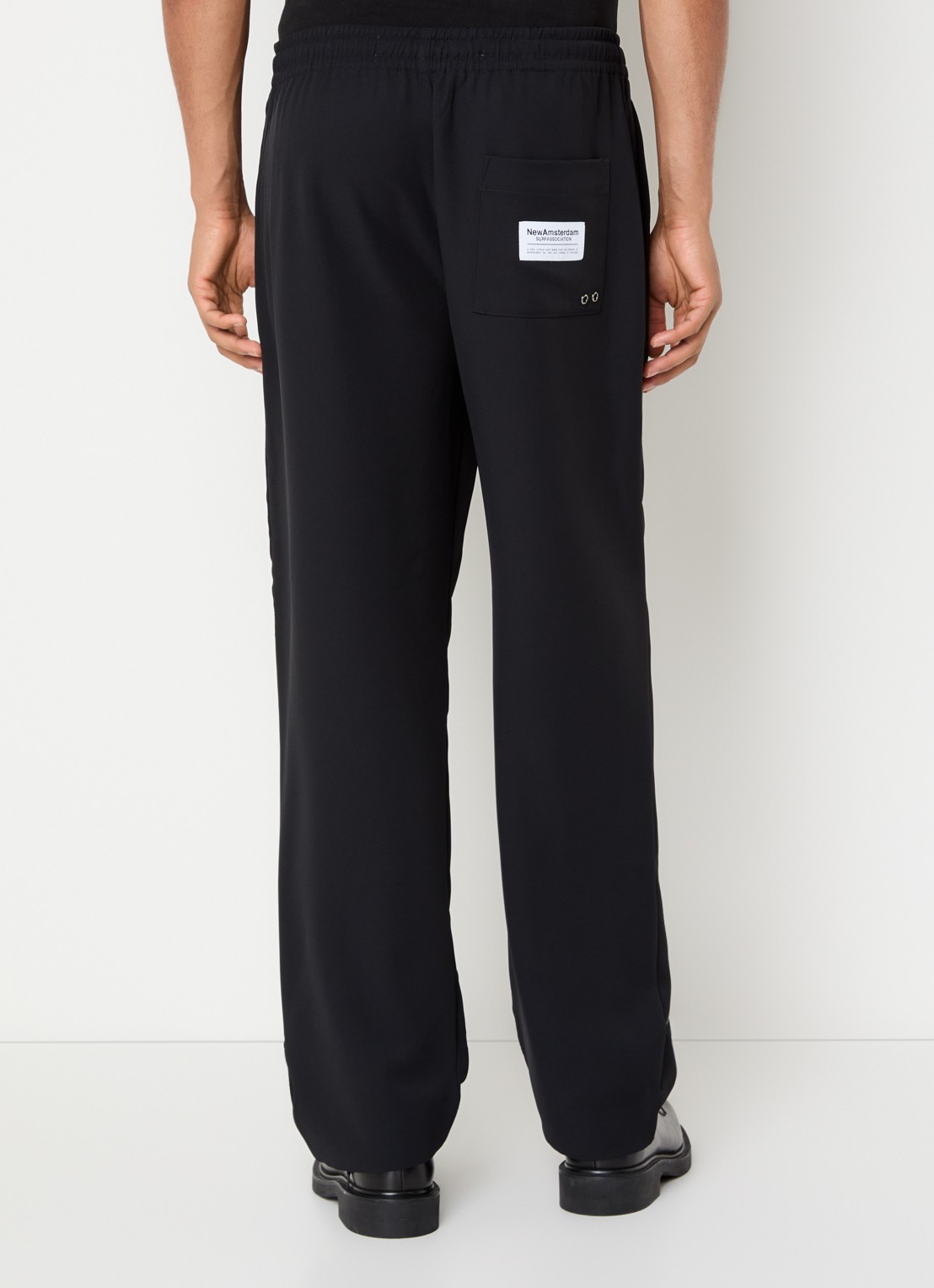 New Amsterdam Surf Association Straight fit chino met steekzakken - achterkant zwart