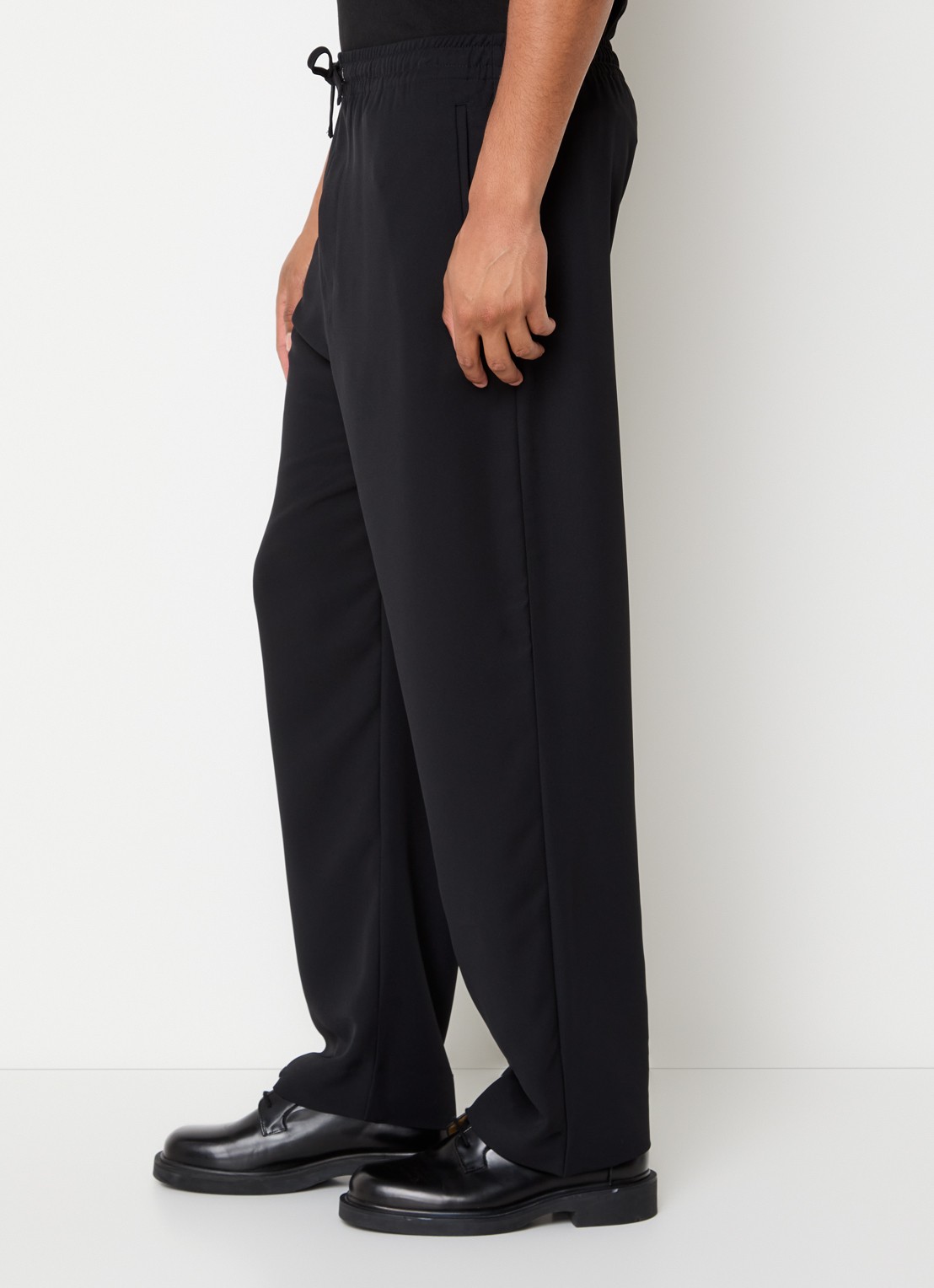 New Amsterdam Surf Association Straight fit chino met steekzakken - detail 3 zwart