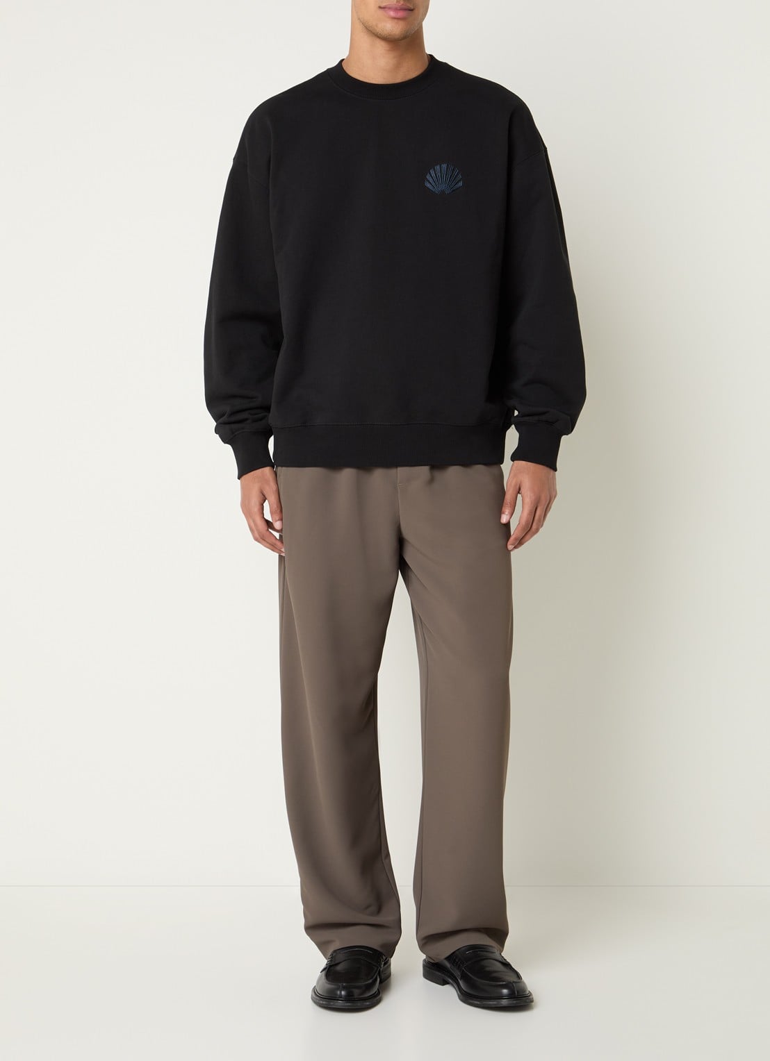 New Amsterdam Surf Association Sweater met logo- en backprint - voorkant 2 zwart