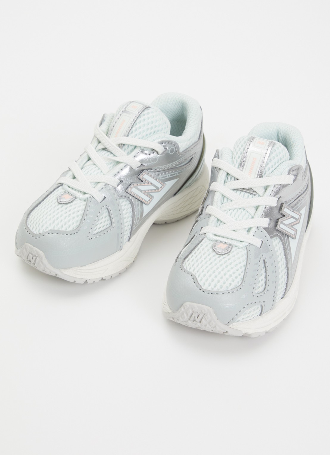 New Balance 1906 sneaker van mesh met details van metallic - voorkant 4 mint