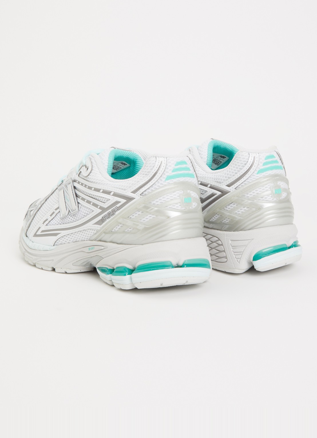 New Balance 1906 sneaker van mesh met metallic details - achterkant gebroken wit