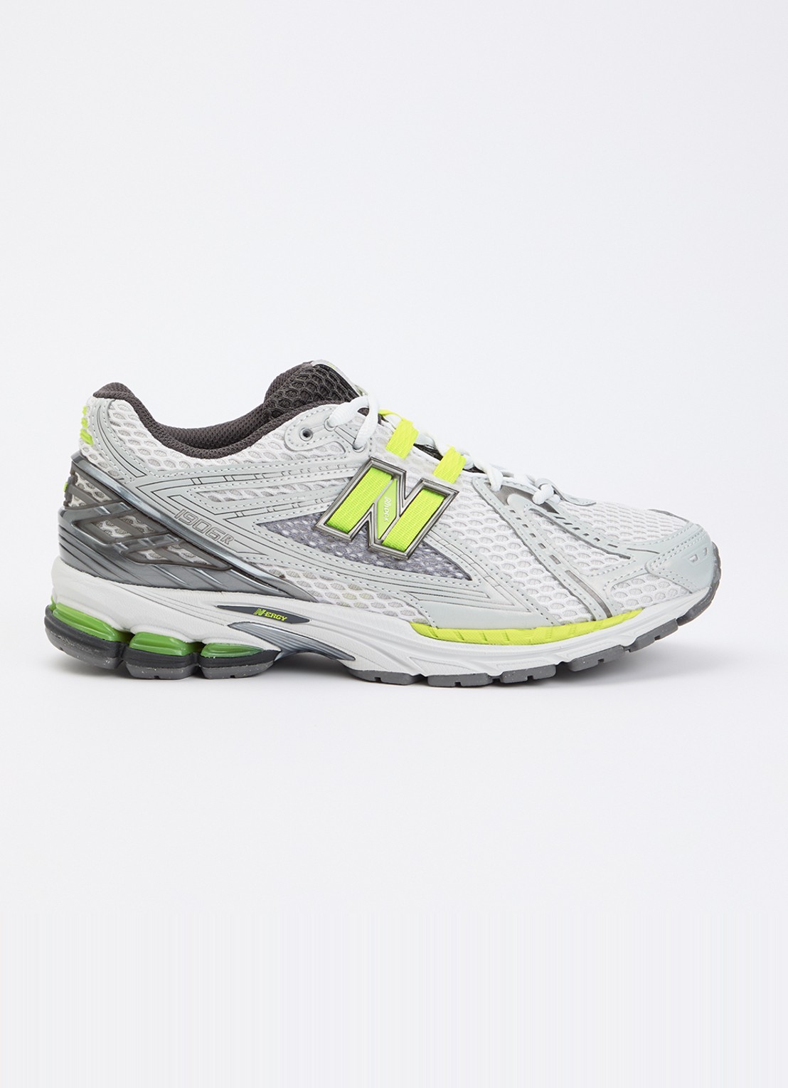 New Balance 1906R sneaker van mesh met metallic details - voorkant grijs