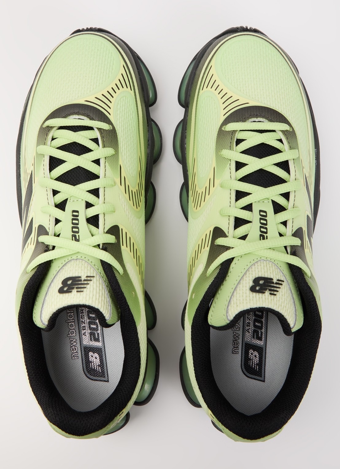 New Balance 2000 sneaker met mesh details - detail 4 lime