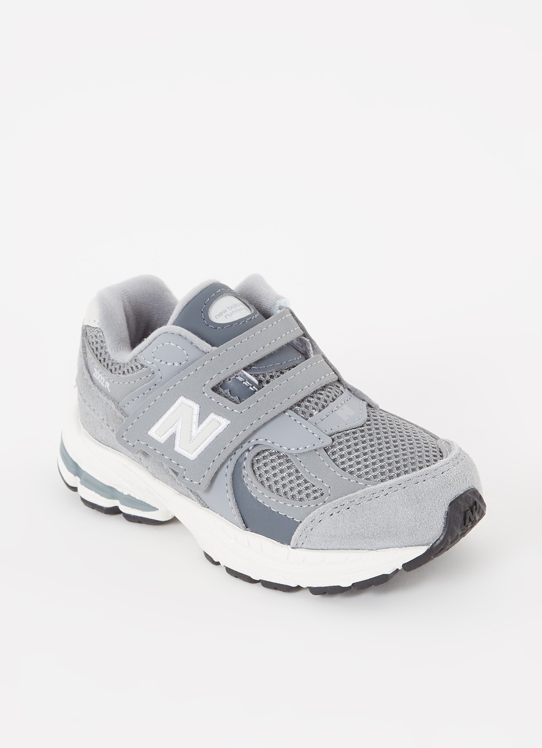 New Balance 2002 sneaker met mesh details - voorkant 2 grijs