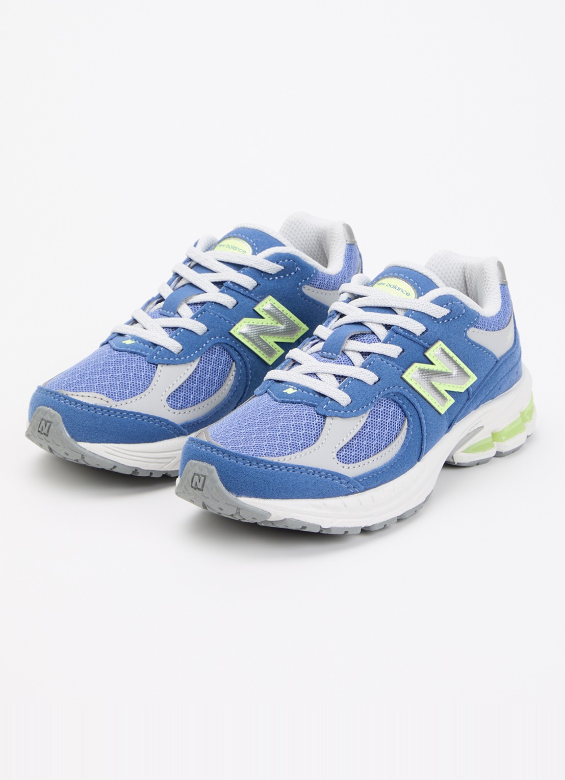 New Balance 2002R sneaker met mesh details - voorkant 4 blauw