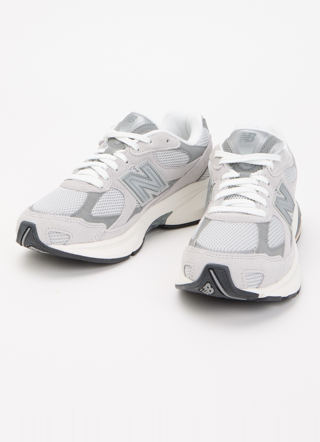 New Balance 2010 sneaker van mesh met details van nubuck - detail 2 lichtgrijs