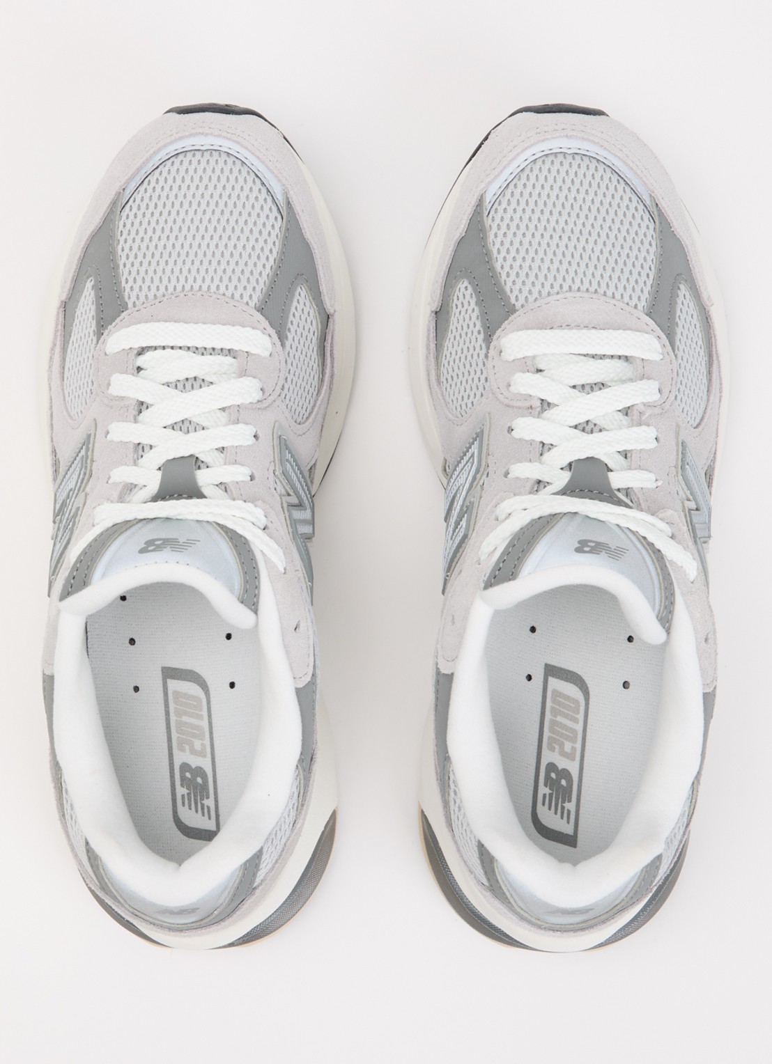 New Balance 2010 sneaker van mesh met details van nubuck - detail 3 lichtgrijs
